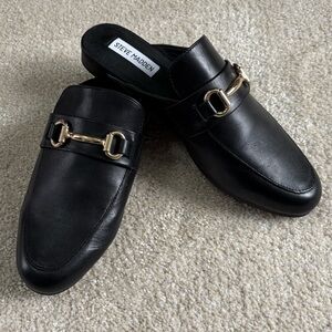 Steve Madden Black Leather Kandi Loafers w Gold Tone Horse-bit Hardware Size 6.5